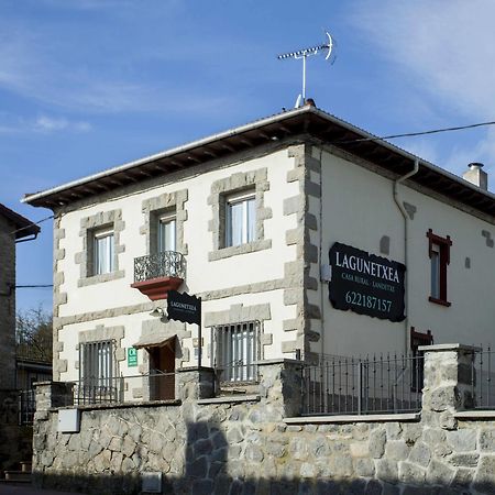 Casa Rural Lagun Etxea Pobes Екстериор снимка