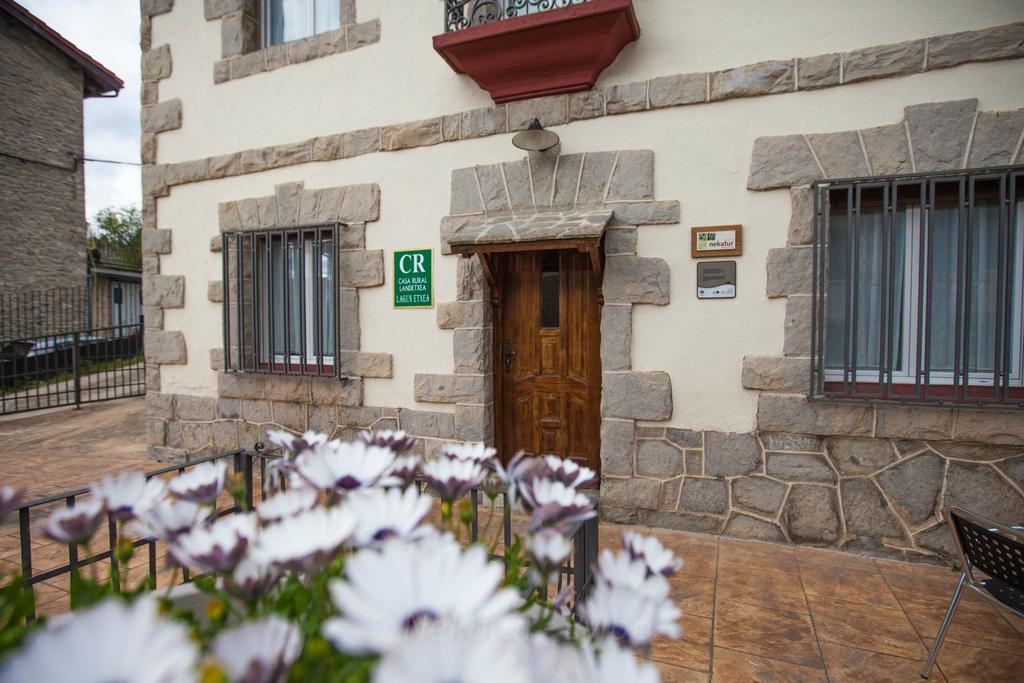 Casa Rural Lagun Etxea Pobes Екстериор снимка