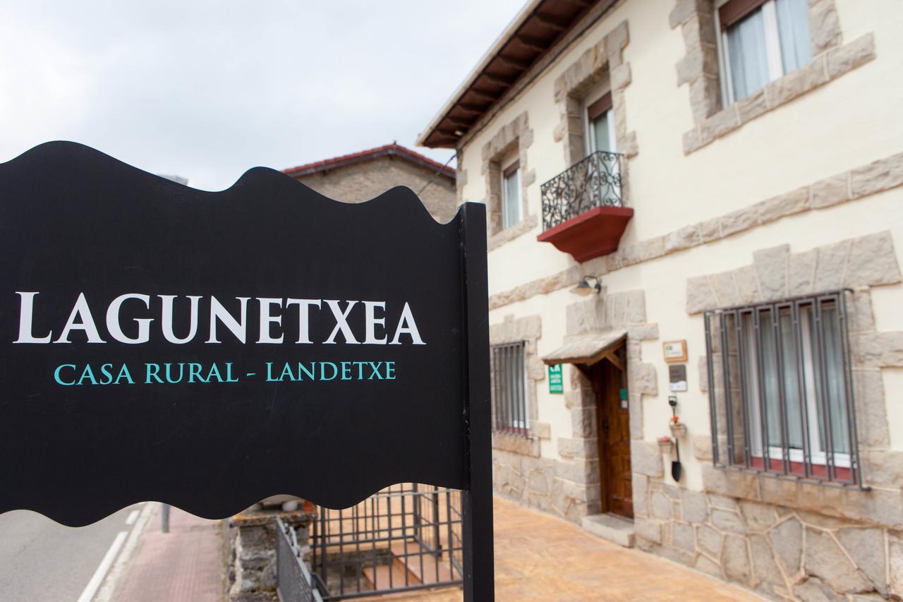 Casa Rural Lagun Etxea Pobes Екстериор снимка